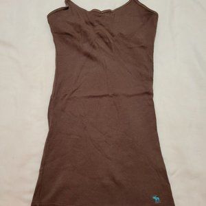 Brown tank top.